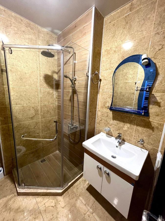 Luxure Apartments Batumi Luaran gambar