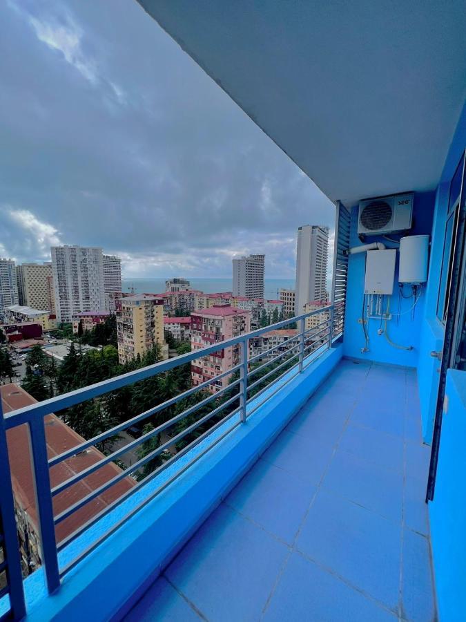 Luxure Apartments Batumi Luaran gambar