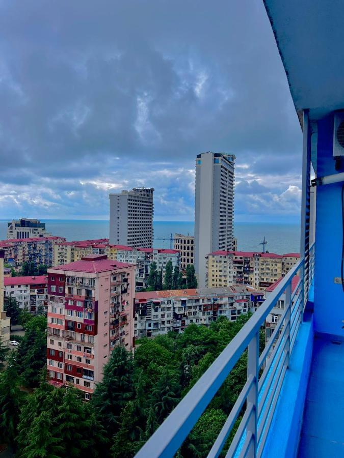 Luxure Apartments Batumi Luaran gambar