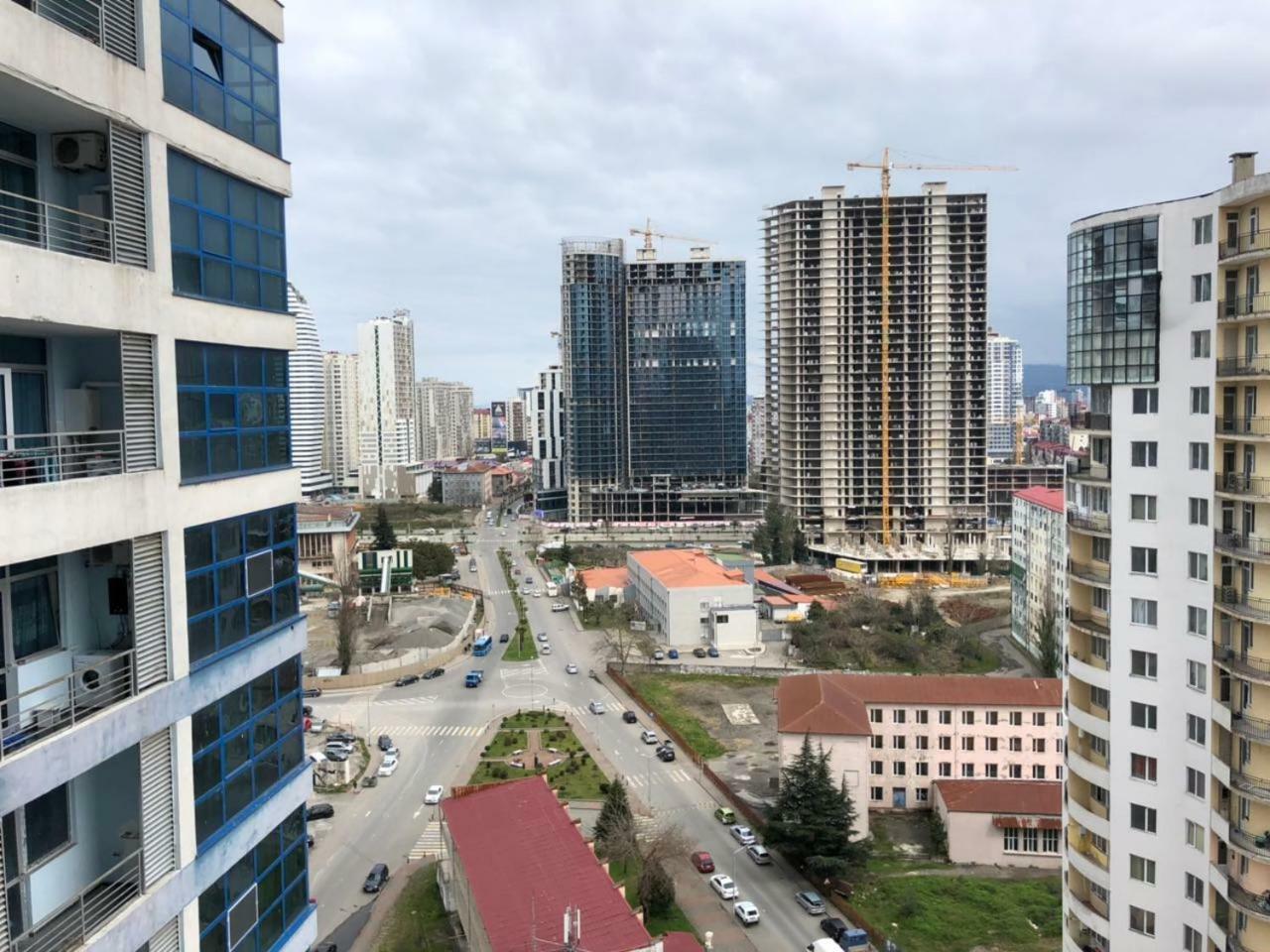 Luxure Apartments Batumi Luaran gambar