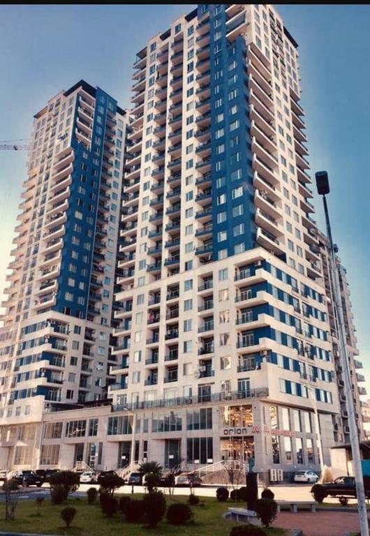 Luxure Apartments Batumi Luaran gambar