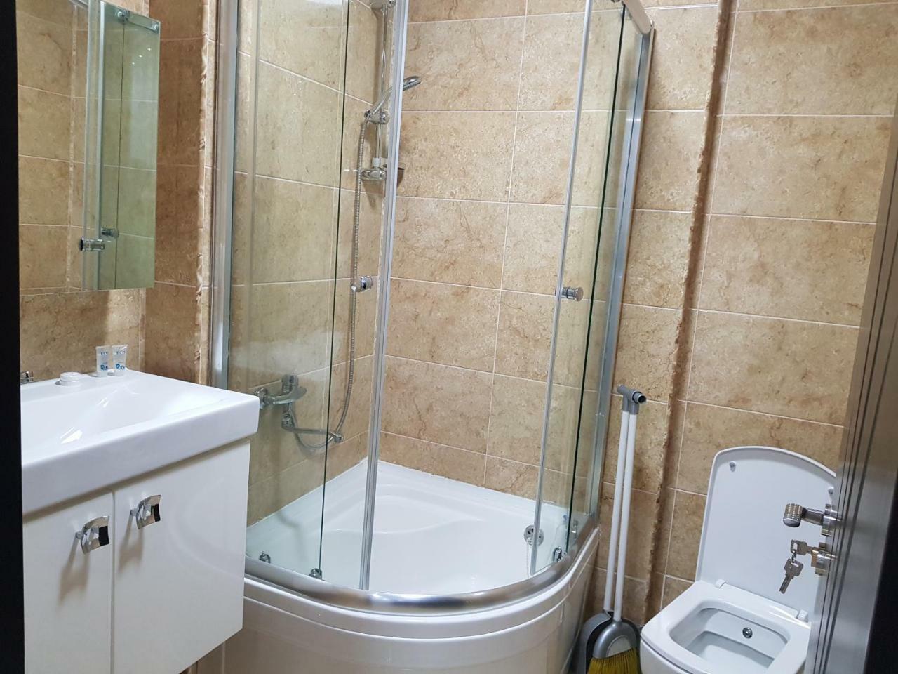 Luxure Apartments Batumi Luaran gambar